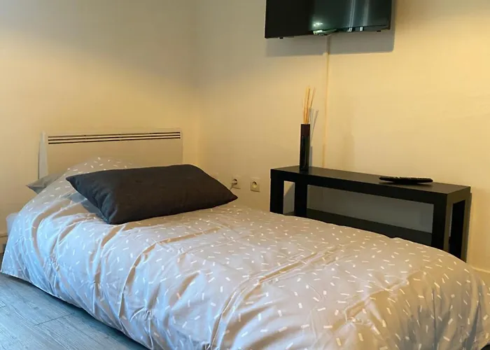 Beau Proche Mer, Gare Et Commerces Apartmán